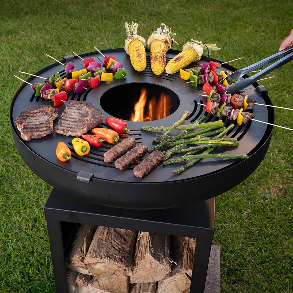 Glow Goulburn Firepit and Planchia Grill
